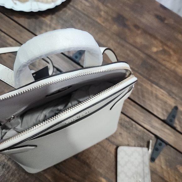 Kate Spade Cream Backpack & Wallet - Picture 3 of 7